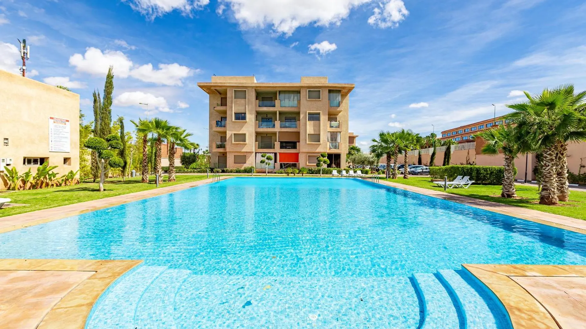 Confortable, Resid Privee, Rdc, Piscine, Bd Med6 Marraquexe