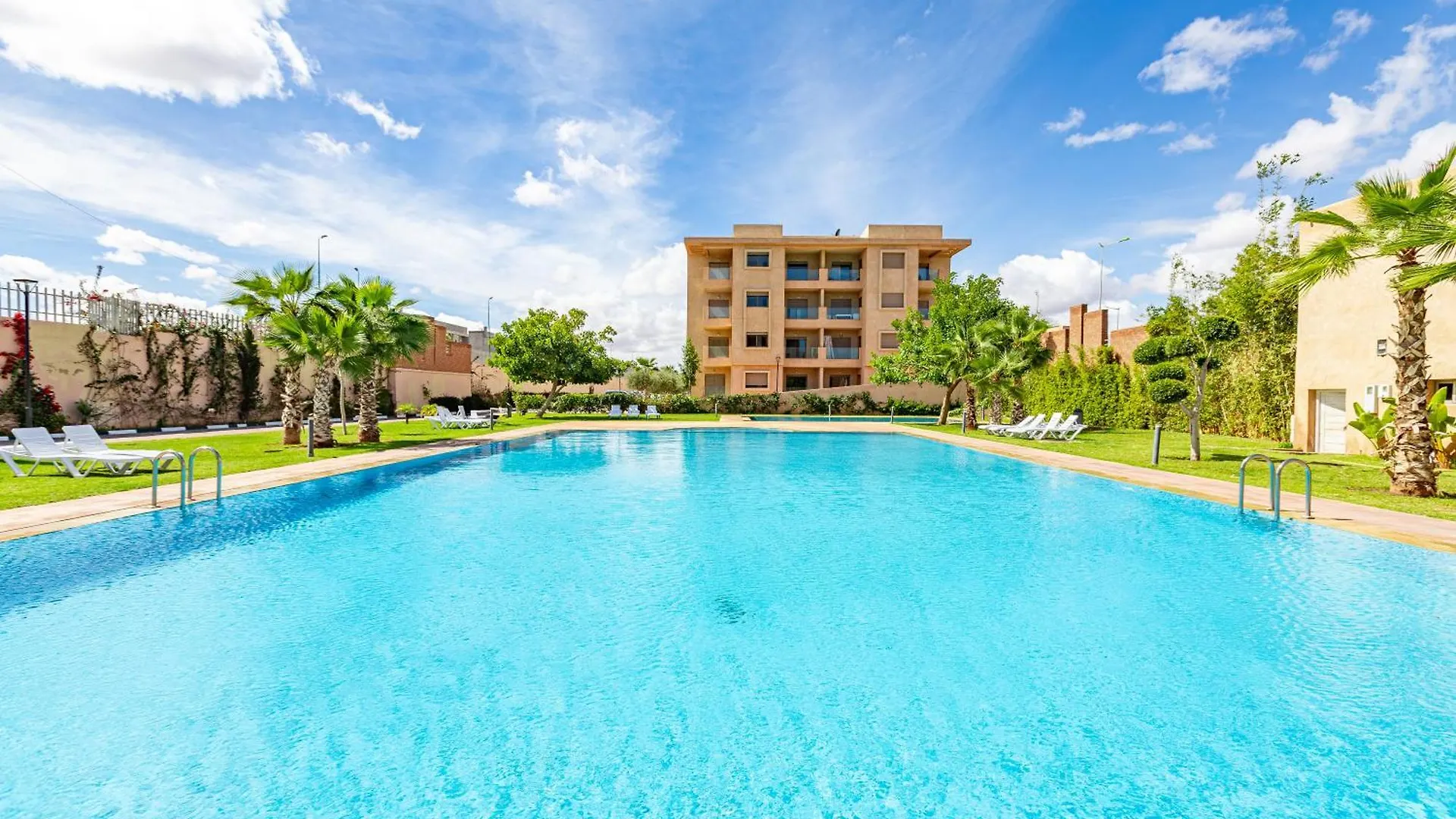Apartment Confortable, Resid Privee, Rdc, Piscine, Bd Med6 Marrakesh